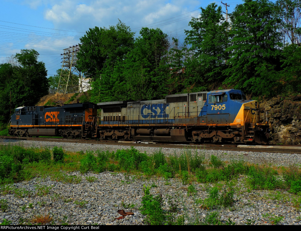 CSX 7905, 7269 (2)